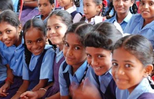 स्कूल में नौनिहालों की बिगड़ी तबीयत तो मास्टर जी होंगे जिम्मेदार! अब पढ़ाई के साथ बच्चों का रखना होगा खास ख्याल, विभाग ने जारी किया सर्कुलर