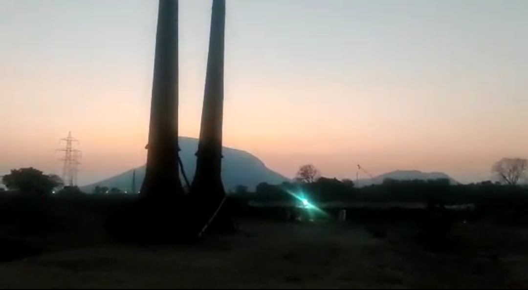 पांडु में अवैध रूप से संचालित चलंत चिमनी को खनन टास्क फोर्स ने किया ध्वस्त