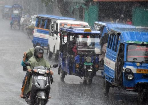 Weather Alert:झारखंड के इन 10 जिलों में भारी बारिश के साथ वज्रपात का अलर्ट,पढ़े अपने जिले का हाल