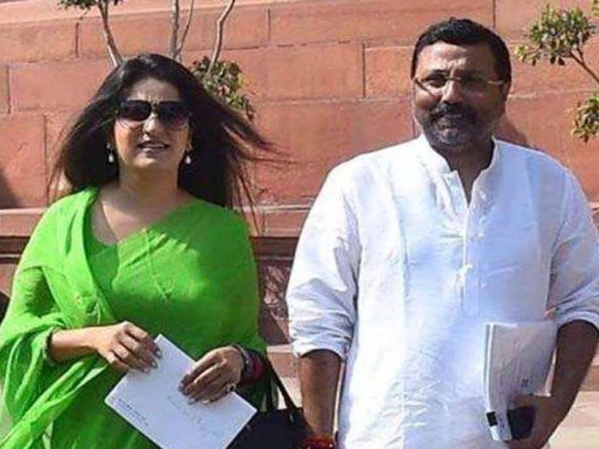 सांसद निशिकांत दुबे पर 51 मुकदमे, पत्नी के खिलाफ 47 एफआईआर, पढ़िए -क्यों लगातार बढ़ रही मुकदमों की संख्या!
