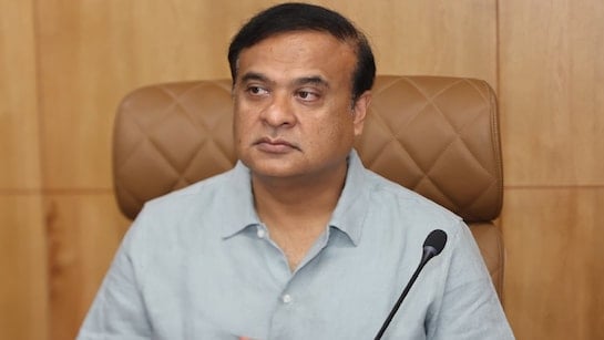 कौन है वो झारखंड का सीनियर IPS अधिकारी जिसने असम के CM को फंसाने का दिया था सुपारी