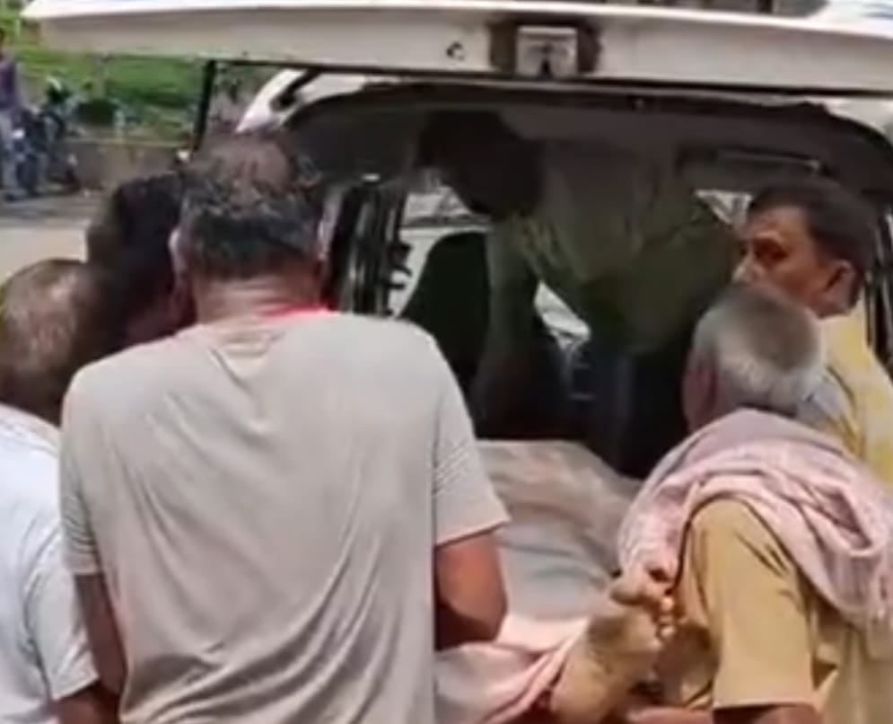 Dhanbad : मॉर्निंग वॉक के लिए निकले बुजुर्ग के लिए "काल" बना ट्रक, फिर क्या हुआ, पढ़िए !