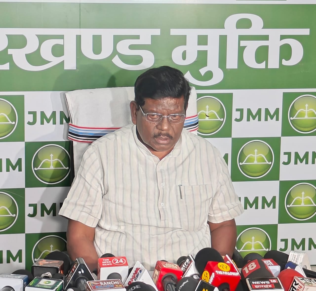 सूर्या हांसदा अपराधी था और हमेशा रहेगा! एक हत्यारे को नेता बताने में लगी पूरी भाजपा :JMM
