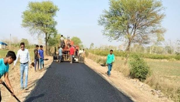 बदल रही है सूबे के ग्रामीण सड़कों की तस्वीर, बिहार में 36 हजार 7 सौ किमी से अधिक ग्रामीण सड़कों का हुआ कायाकल्प
