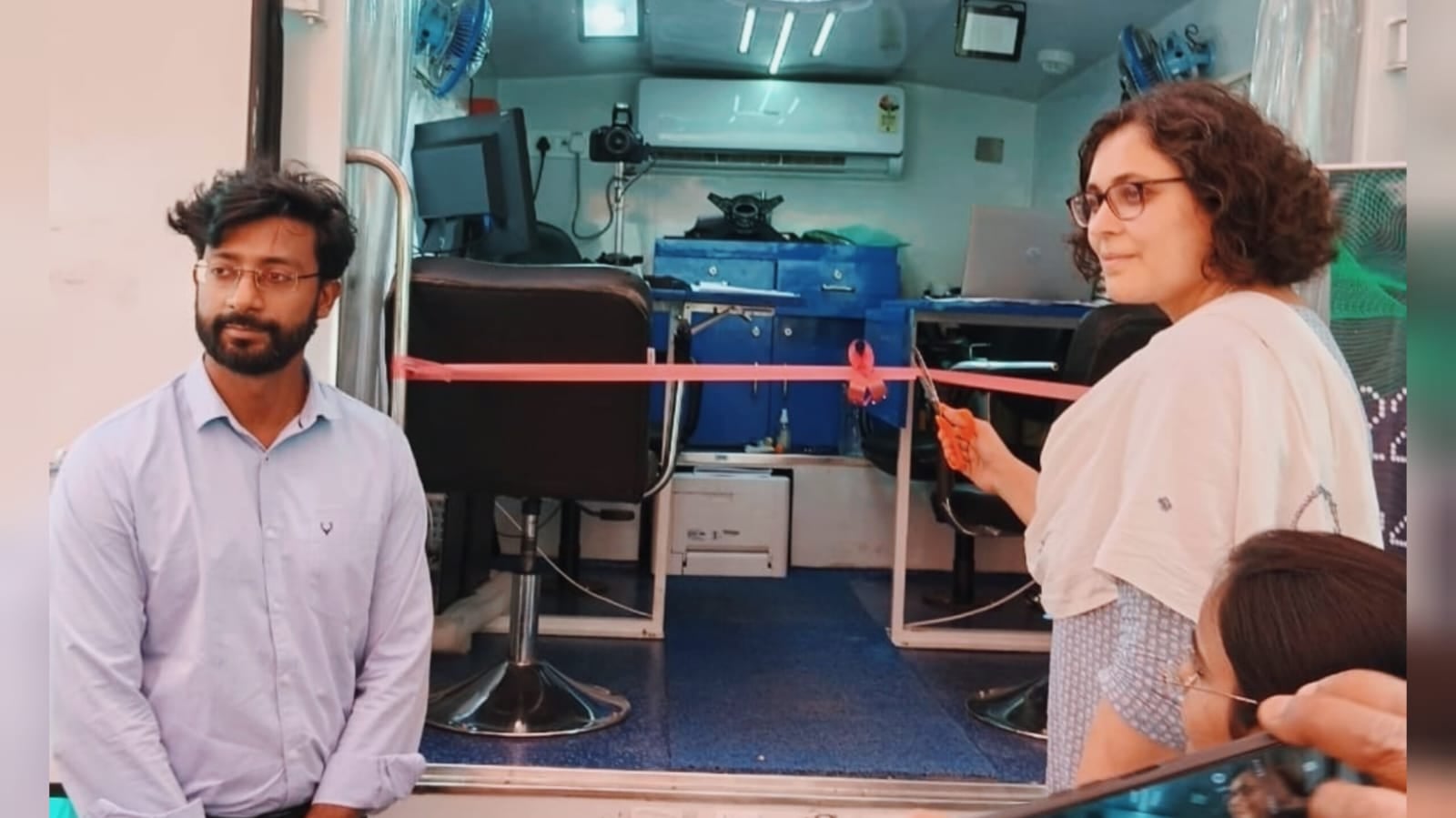 अब शेखपुरा में आसानी से कर सकेंगे पासपोर्ट के लिए आवेदन, 16 से 18 तक लगेगा सेवा मोबाइल वैन कैंप