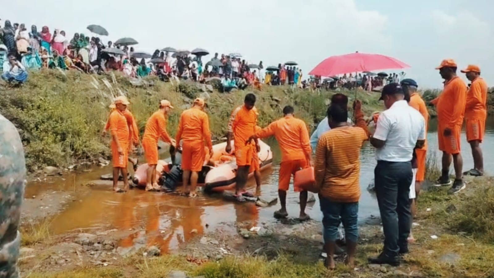 बंद खदान में नहाते समय 17 वर्षीय युवती की डूबकर मौत, 25 घंटे बाद मिला शव