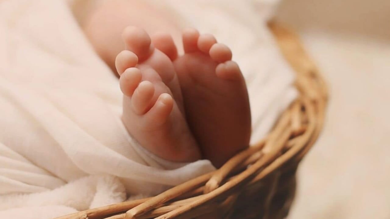 14 साल की लड़की बनी मां 16 साल के प्रेमी संग लिव-इन-रिलेशनशीप में रह रही थी प्रेमिका, जानिए झारखंड का यह चौकाने वाला मामला