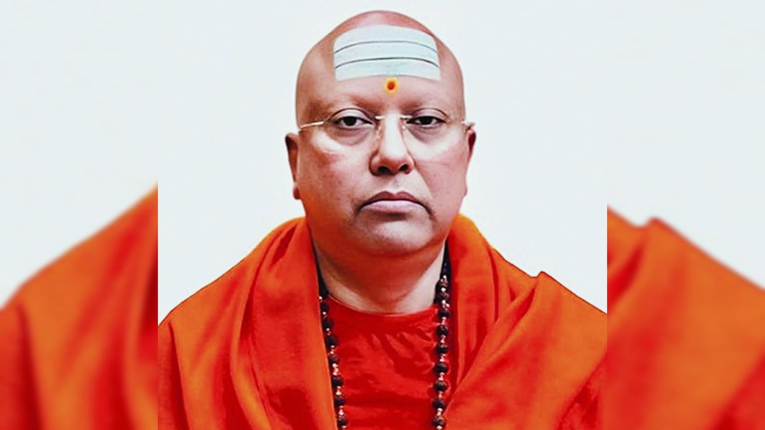 कौन है स्वामी चैतन्यानंद जिस पर 32 लड़कियों ने दर्ज कराया FIR, 62 साल का अधेड़ सन्यासी X पर क्यों हो रहा ट्रेंड