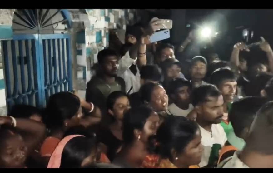 Big News : झारखंड के गोमो में ऑनर किलिंग का सनसनीखेज मामला, प्रेमिका के परिजनों ने प्रेमी की हत्या कर घर में छिपाया शव