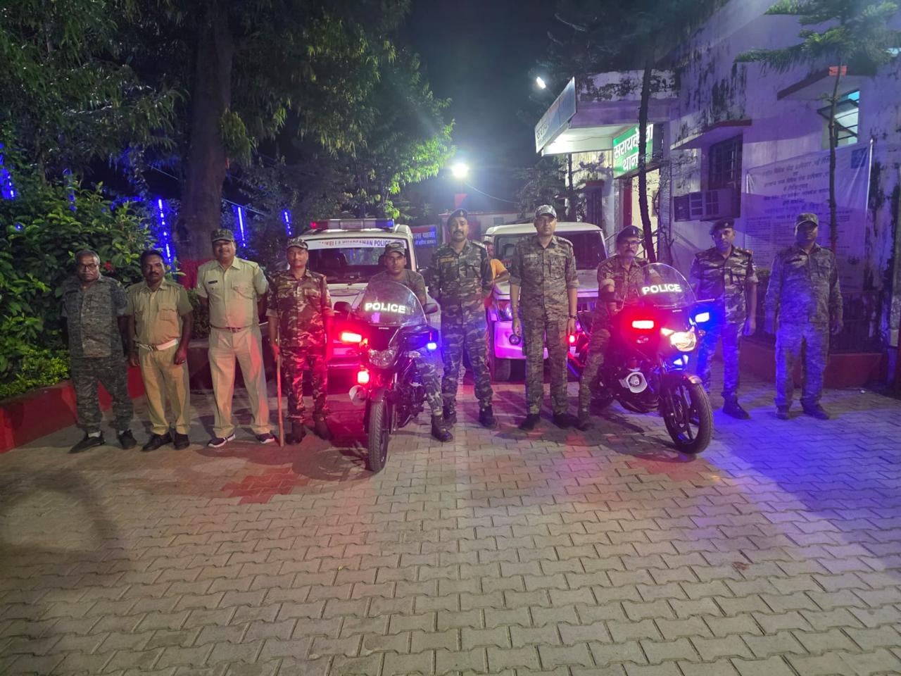 ब्रेकिंग : सरायकेला पुलिस का क्रैक डाउन ऑपरेशन, 11 अपराधी गिरफ्तार
