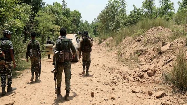 BREAKING: रांची में पुलिस और उग्रवादियों के बीच मुठभेड़, एक को लगी गोली