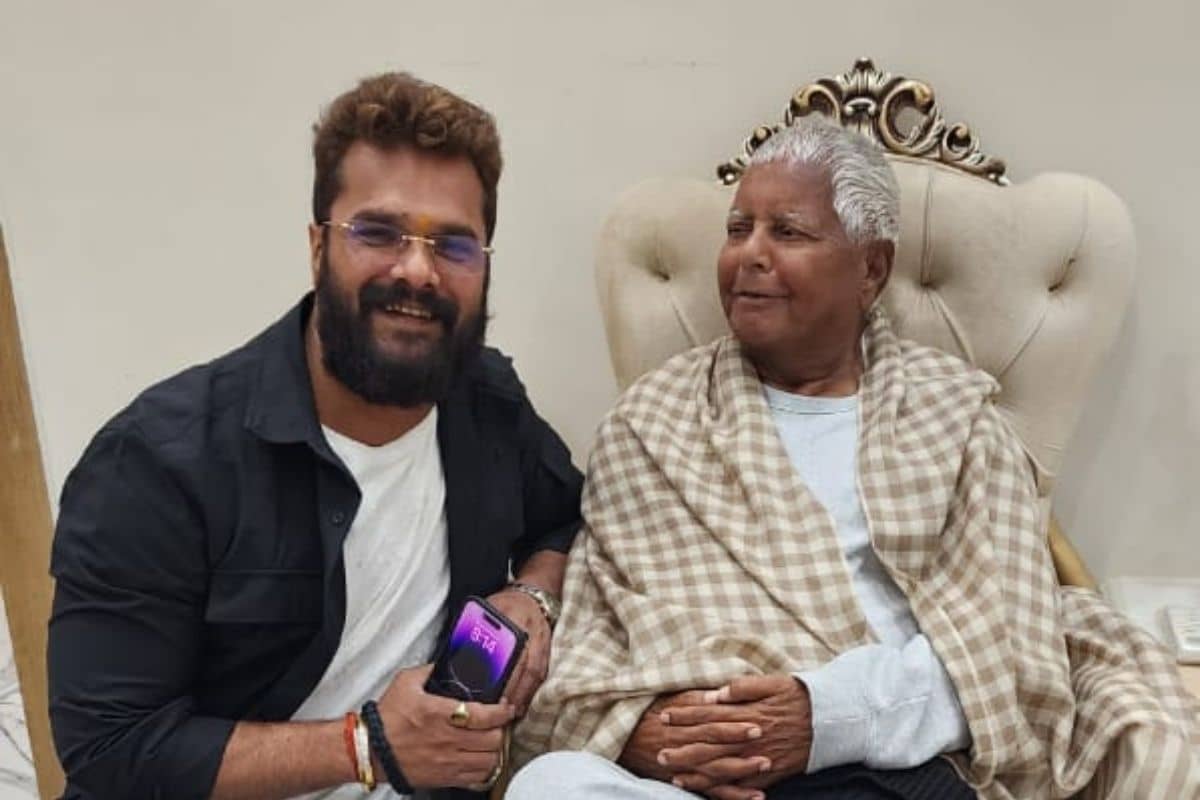 राजद में शामिल हुए अभिनेता खेसारीलाल यादव, लालू यादव से लिया आशीर्वाद
