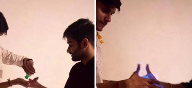 सोशल मीडिया पर शुरू हुआ Fire Handshake Trend, जिसके पीछे दीवाने हो रहे है युवा, वायरल हुआ VIDEO