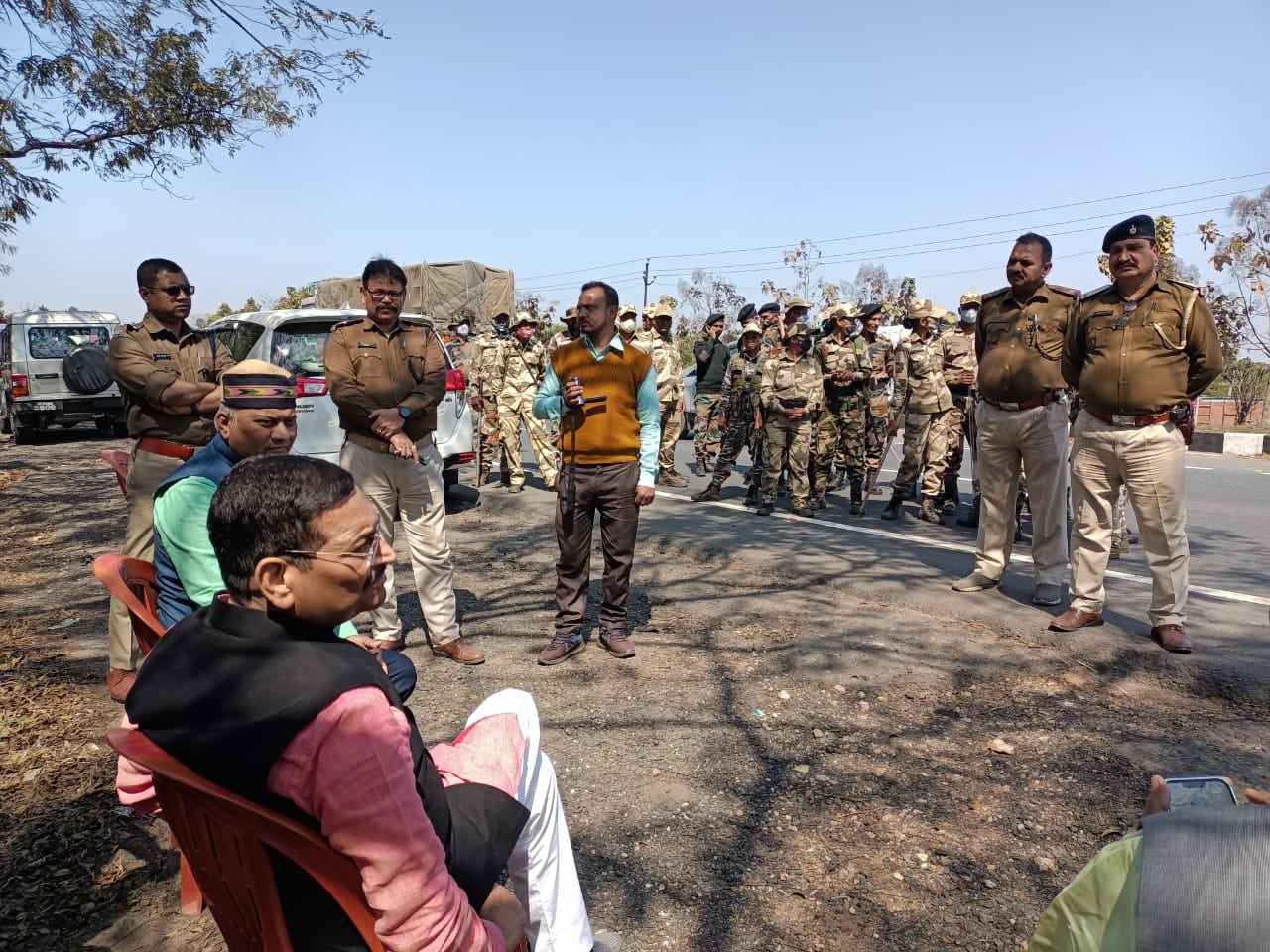 रूपेश हत्याकांड : बरही जा रहे बीजेपी प्रदेश अध्यक्ष दीपक प्रकाश को प्रशासन ने रोका