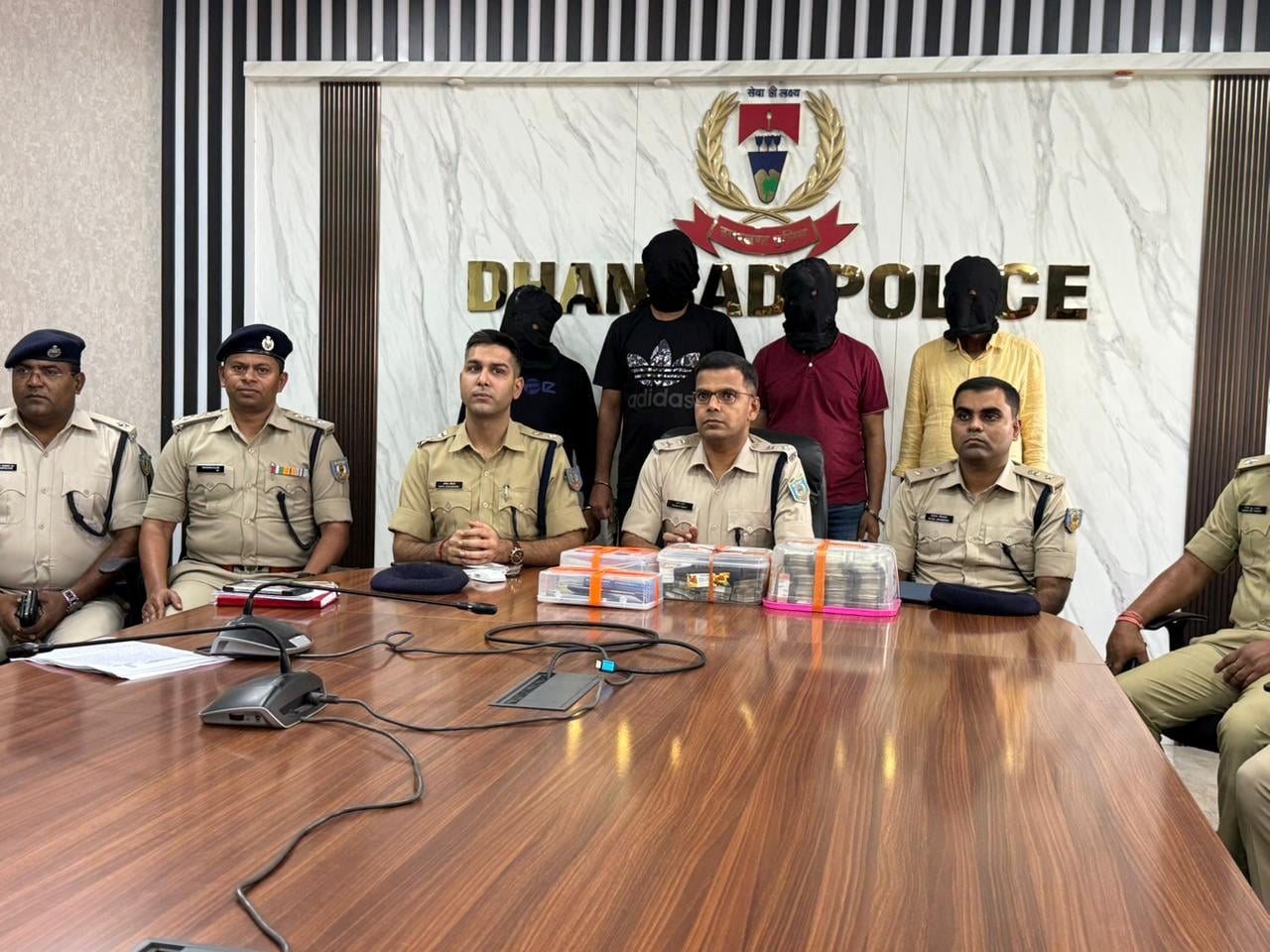 Dhanbad: कुख्यात प्रिंस खान के "सेकंड लेयर" समर्थकों को खंगालने के बाद पढ़िए -अब आगे धनबाद पुलिस क्या करने जा रही