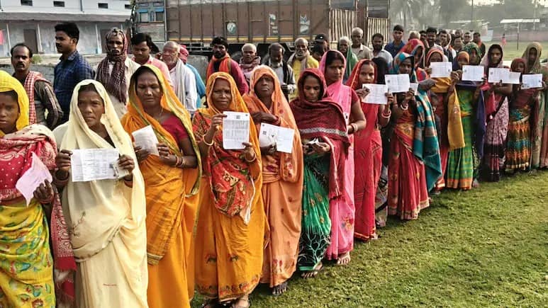 Bihar Election Result: जातियों के हिसाब से घटी-बढ़ी सीटों की संख्या किसी राजनीतिक बदलाव की शुरुआत तो नहीं!