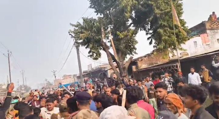 सीतामढ़ी से आया LIVE फायरिंग का वीडियो, पढ़े क्यों शुरू हुआ विवाद