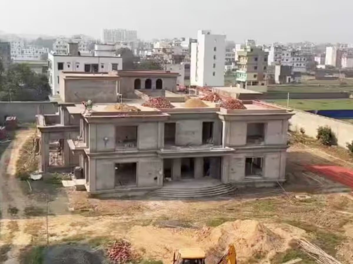 बिहार में लालू प्रसाद पर एक बार फिर सियासी हमले तेज,भाजपा ने निर्माणाधीन मकान का वीडियो डाल तड़का लगा दिया!