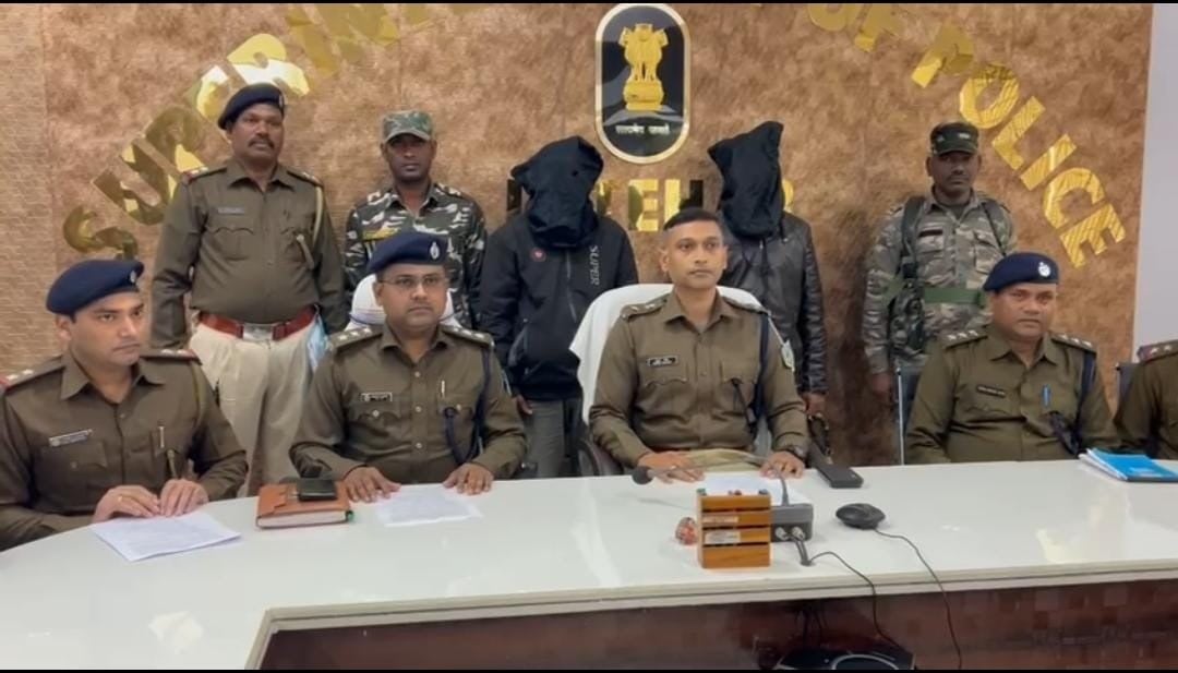 लातेहार पुलिस की बड़ी कार्रवाई: दो लाख का इनामी समेत JJMP के दो एरिया कमांडर गिरफ्तार