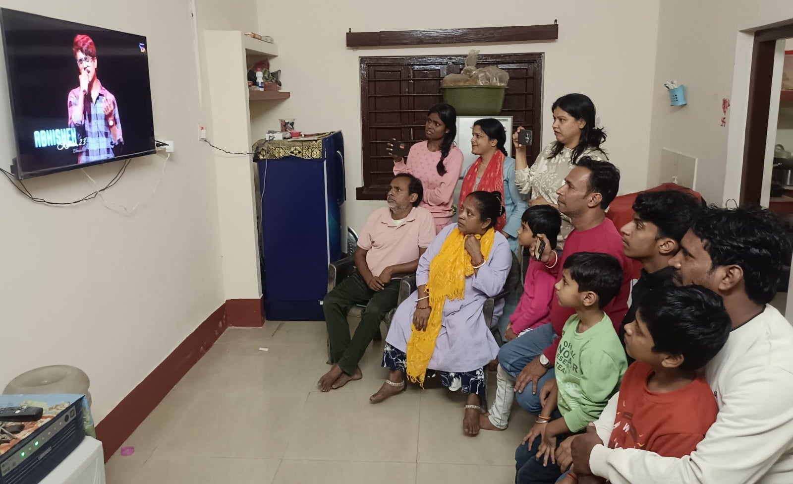 Success Story : धनबाद के अभिषेक कैसे बन गए लाखों के प्रेरणास्रोत ,कठिन परिस्थितियां भी कैसे बन गई दासी,पढ़िए !!