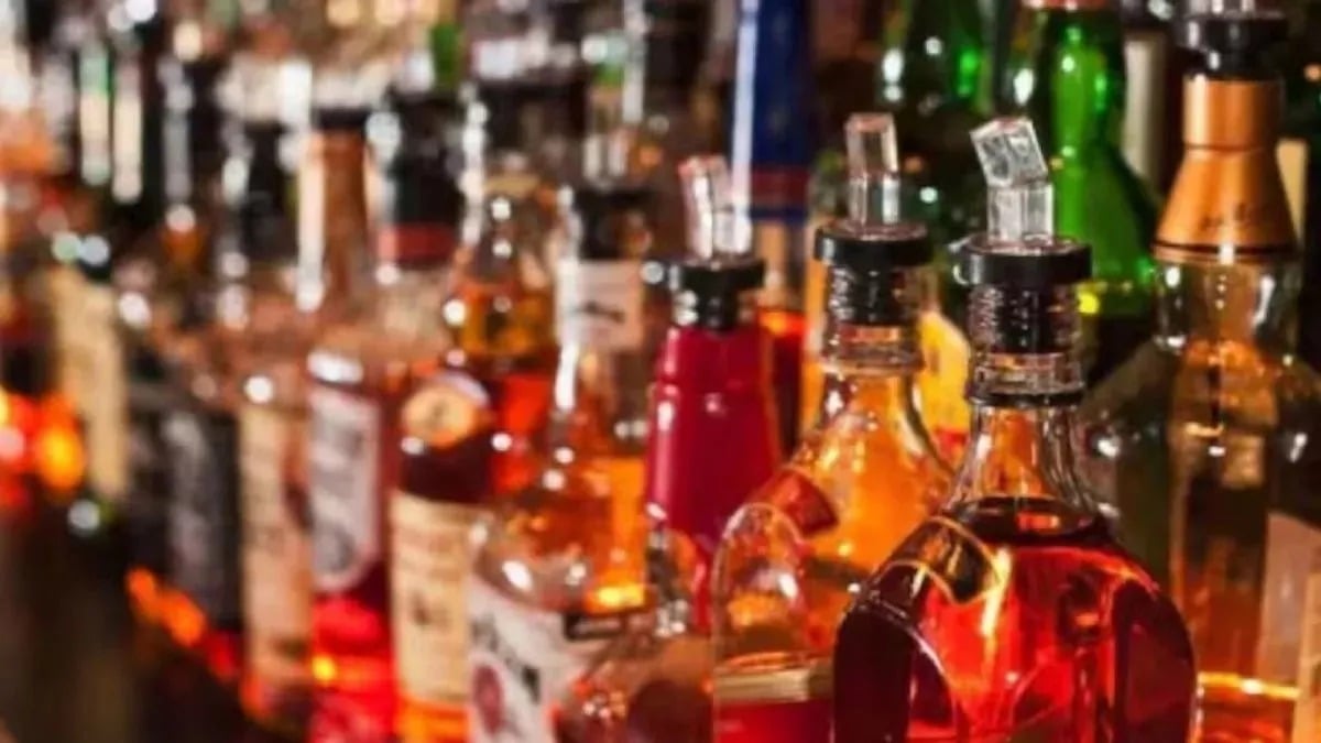 Jharkhand Liquor Scam : आईएएस विनय चौबे के खिलाफ एक और IAS ने किए चौंकाने वाले खुलासे, कोर्ट के सामने खोला कच्चा चिट्ठा