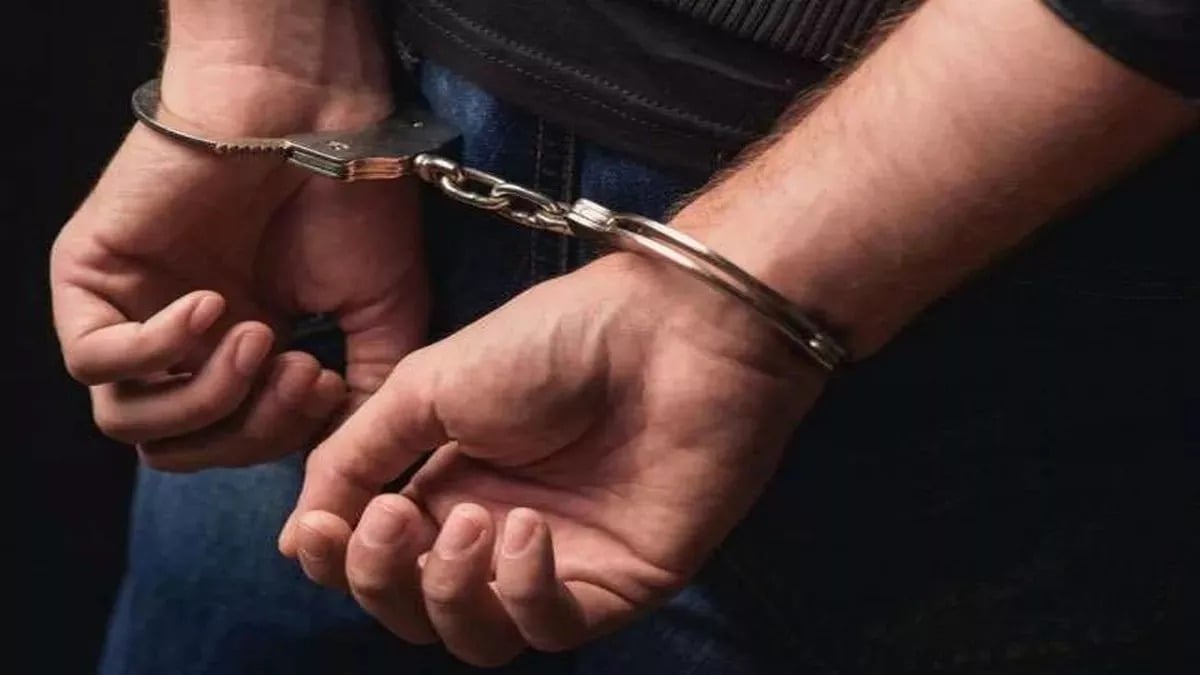 नक्सल नेटवर्क को बड़ा झटका, चाईबासा में नक्सलियों की मदद करने वाले दो गिरफ्तार