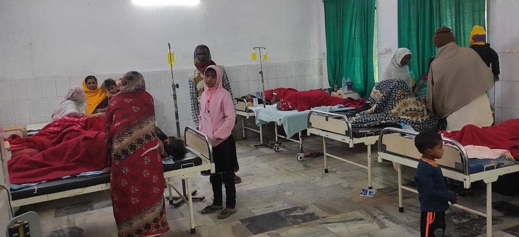 BREAKING: साहिबगंज में फूड प्वाइजनिंग से एक ही परिवार के 10 लोग बीमार, इलाके में दहशत का माहौल