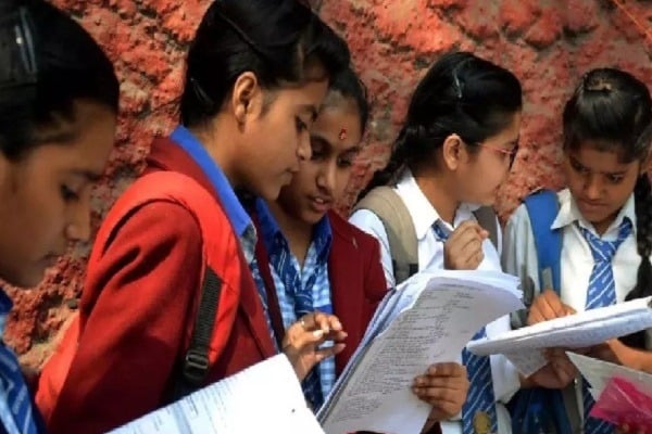 बड़ी खबर: निकाय चुनाव और होली के कारण JAC ने बदला परीक्षा कैलेंडर, 8वीं से 11वीं तक की परीक्षाएं अब मार्च में
