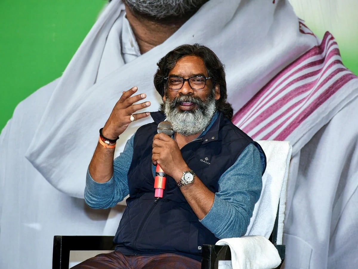 बड़ी खबर: झारखंड हाईकोर्ट से मुख्यमंत्री हेमंत सोरेन को झटका, जमीन घोटाले से जुड़ी याचिका खारिज