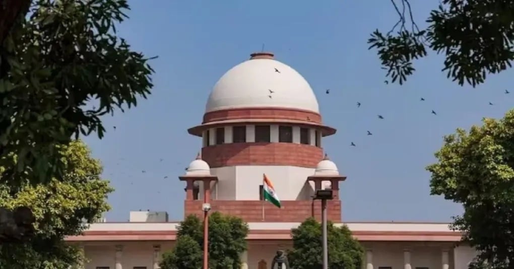 22.93 करोड़ की साइबर ठगी पर सुप्रीम कोर्ट सख्त, 82 वर्षीय पीड़ित की याचिका पर केंद्र, RBI, CBI और बैंकों को मिला नोटिस