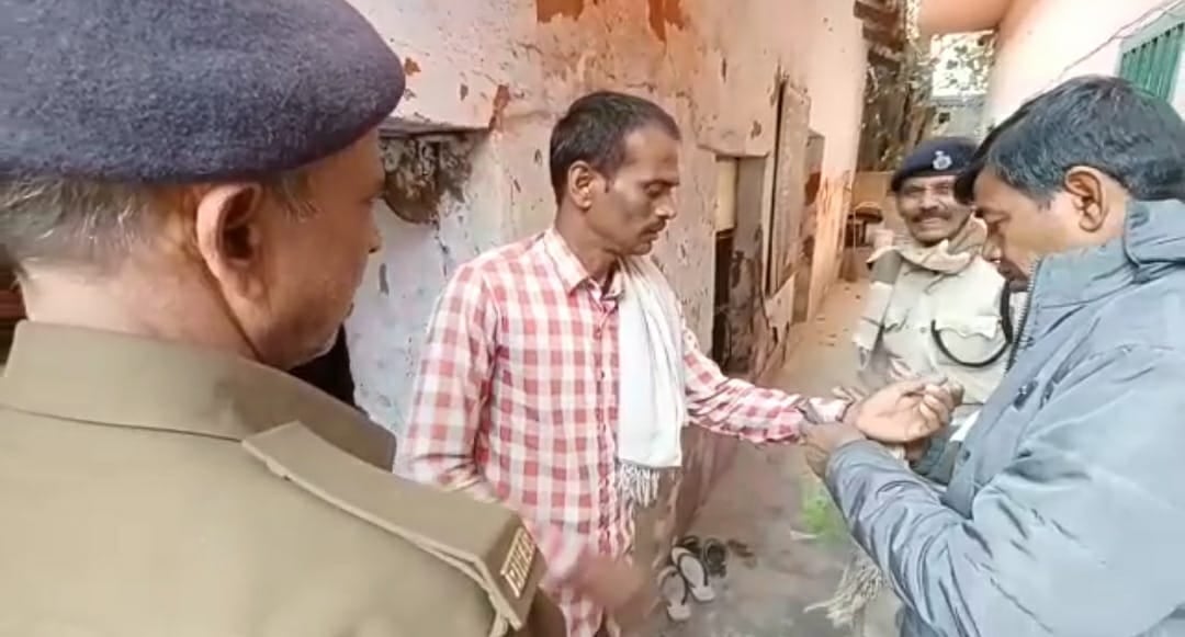 वारदात की योजना बनाते अपराधी गिरफ्तार, कई हथियार बरामद