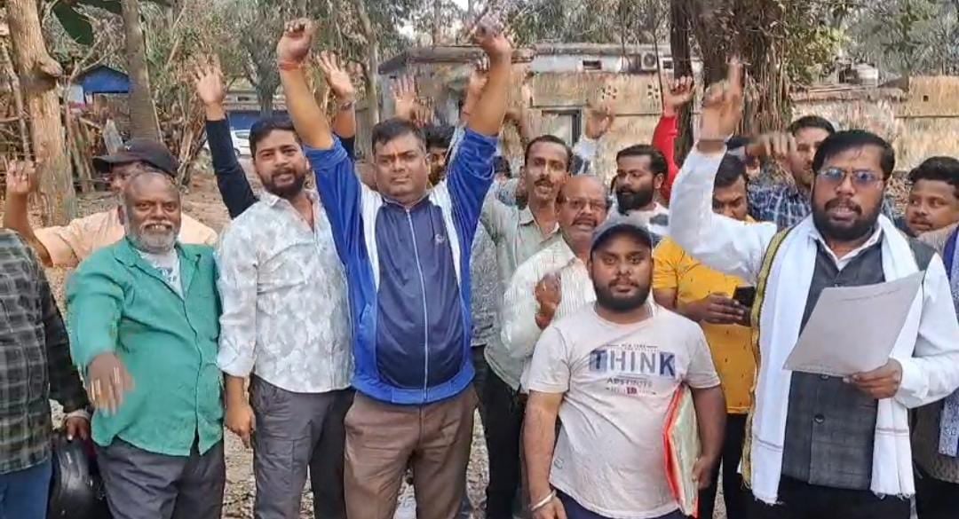 जमशेदपुर के सभी स्कूल के वैन चालक सोमवार से हड़ताल पर, स्कूली बच्चों को हो सकती है परेशानी