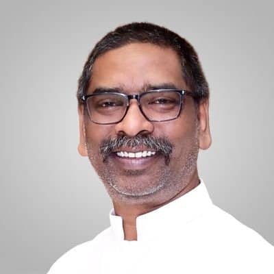 शिबू सोरेन की राह पर हेमंत सोरेन! पढ़िए -सोशल मीडिया पर झारखंड के विकास का क्या अपना नजरिया बताया है