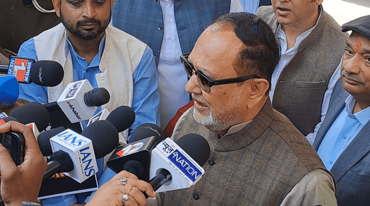 The Chief Minister seems to be straying from the dignity and responsibility of his post: RJD MLC Abdul Bari Siddiqui | मुख्यमंत्री जी अपने पद की मर्यादा और जिम्मेदारी से भटकते नज़र आ रहे हैं : राजद MLC अब्दुल बारी सिद्दीकी
