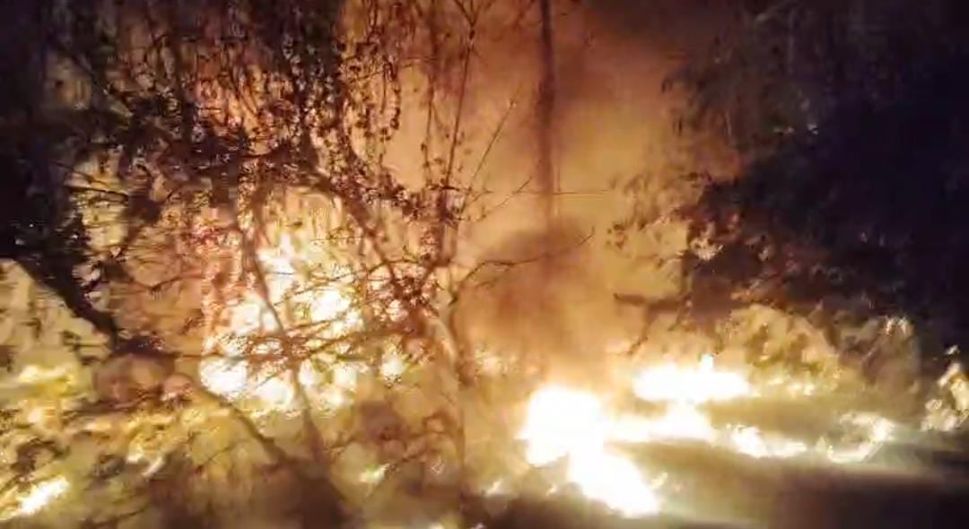 Jamshedpur: Repeated fires at this cable company in Golmuri have raised many questions; police are investigating। जमशेदपुर:बार-बार गोलमुरी के इस केबल कंपनी में अगलगी से उठे कई सवाल, जांच कर रही है पुलिस