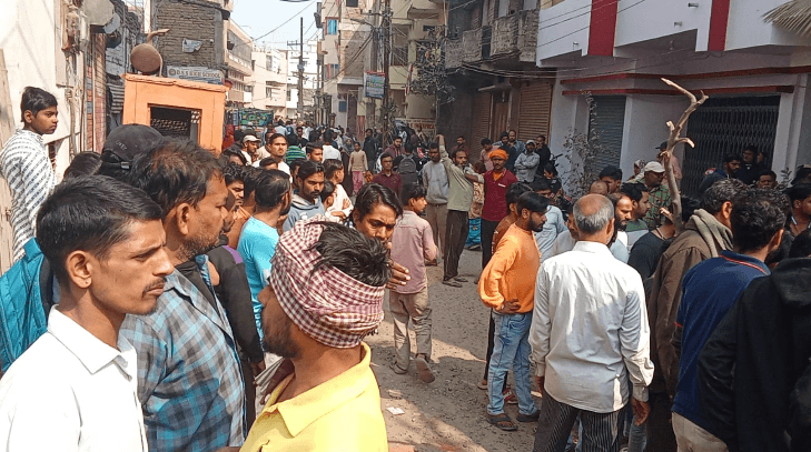 BIG BREAKING: Murder by slitting throat in broad daylight in capital Patna, entire incident captured on CCTV | BIG BREAKING : राजधानी पटना में दिनदहाड़े गला रेत कर हत्या, पूरी वारदात CC TV में कैद