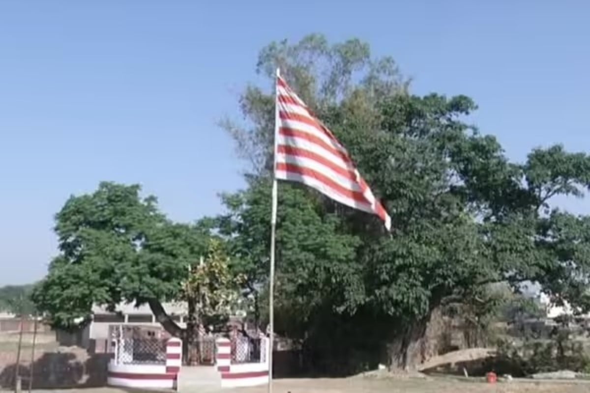 सरहुल पर्व से पहले प्रशासन एक्टिव, सरना स्थलों पर डीसी-एसएसपी का दौरा