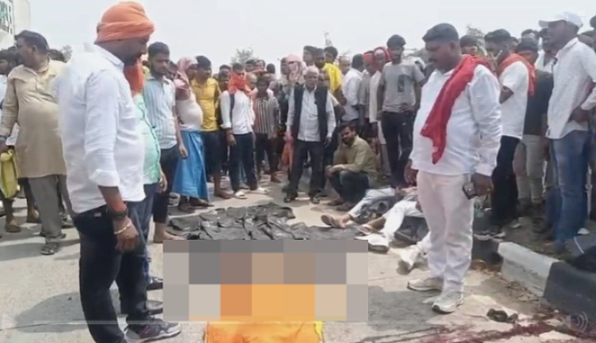भोजपुर में दर्दनाक सड़क हादसा, ट्रक की चपेट में आने से बाइक सवार युवक की मौत, एक घायल