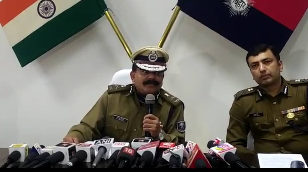 भागलपुर बम धमाका मामले में थानाध्यक्ष निलंबित, डीजीपी ने प्रेस वार्ता कर दी जानकारी