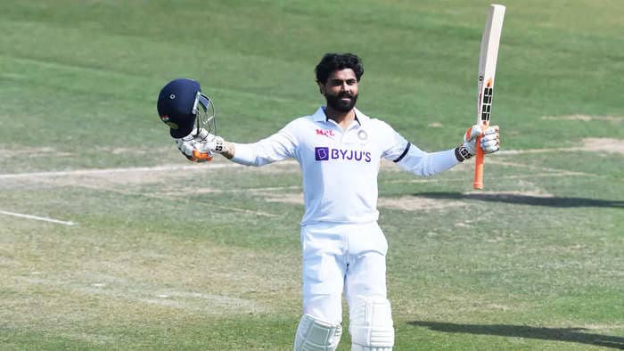 IND vs SL सीरीज: रवींद्र जडेजा ने खेली 175 रनों की पारी, भारत अपनी पहली पारी 574 रनों पर की घोषित