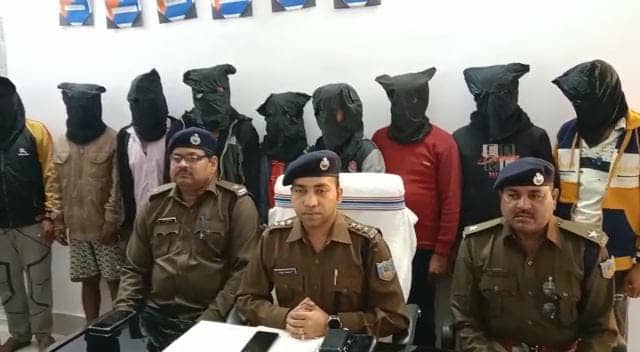 साइबर अपराधियों पर पुलिस ने कसा शिकंजा, 9 शातिर साइबर अपराधियों को किया गिरफ्तार