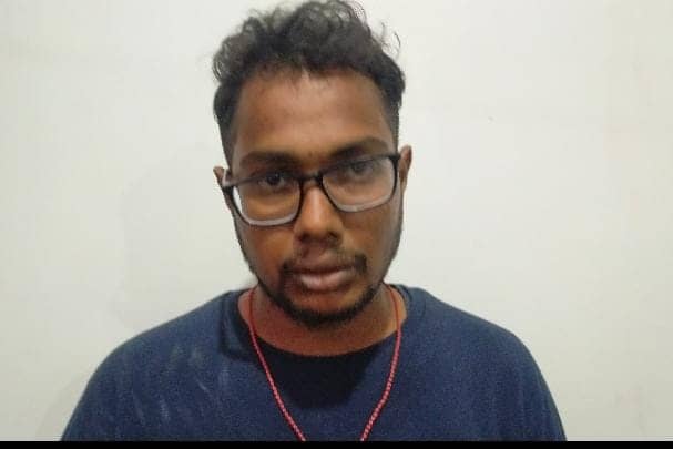 रंगदारी वसूलने आये अपराधी को ग्रामीणों ने किया पुलिस के हवाले