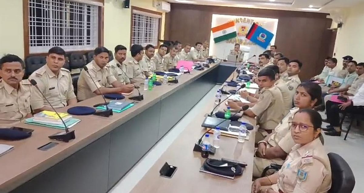 बिग अपडेट : बंगाल चुनाव से पहले साहिबगंज प्रशासन रेस, सीमाओं पर हाई अलर्ट, हर गतिविधि पर पैनी नजर