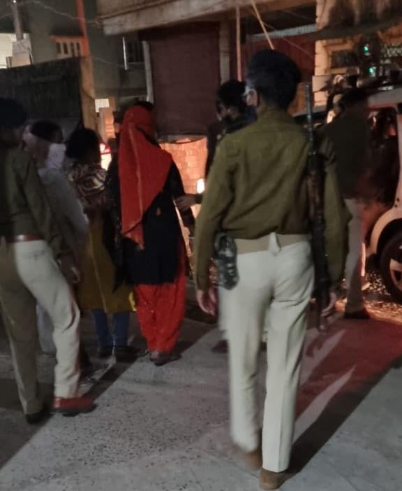 राजधानी पटना में बड़े सेक्स रैकेट का भंडाफोड़, पॉश इलाके में चलाया जा रहा था धंधा