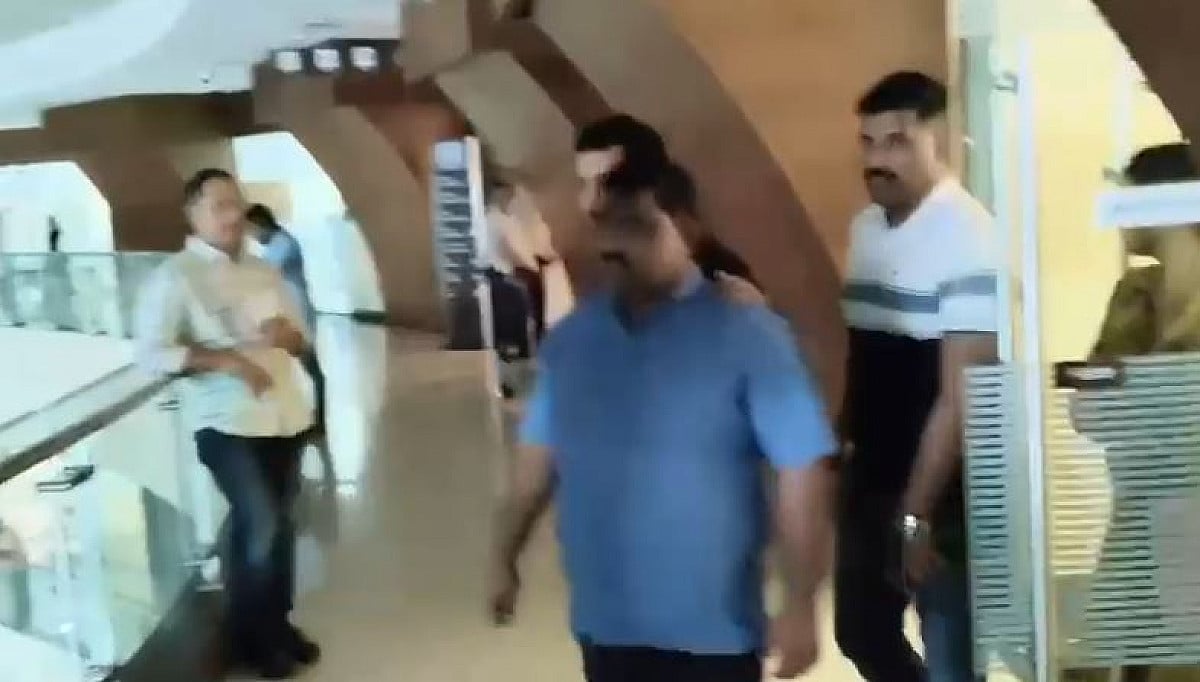 बड़ी खबर : ACB की बड़ी कार्रवाई, 42 हजार रिश्वत लेते उपायुक्त गिरफ्तार