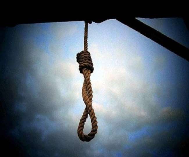 स्कूल में फंदे से लटका मिला युवक का शव, हत्या की आशंका