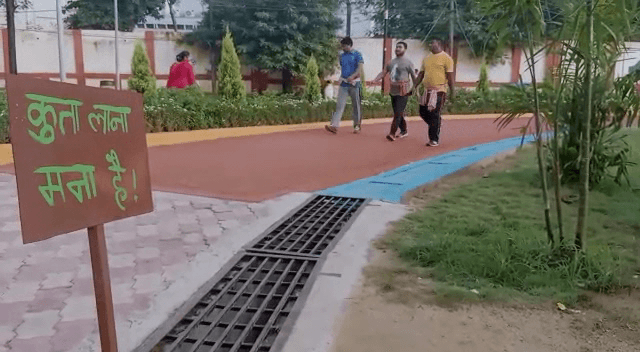 धनबाद नगर निगम ने डॉगी-टॉमी पर लगाई पाबंदी , मॉर्निंग वॉक में नहीं ले जा सकेंगे अब कुत्ते के शौकिन