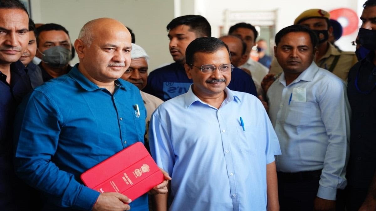 अगले 5 साल में 20 लाख सरकारी नौकरी देगी केजरीवाल सरकार, वित्त मंत्री सिसोदिया ने 75.8 हज़ार करोड़ रुपए का बजट किया पेश
