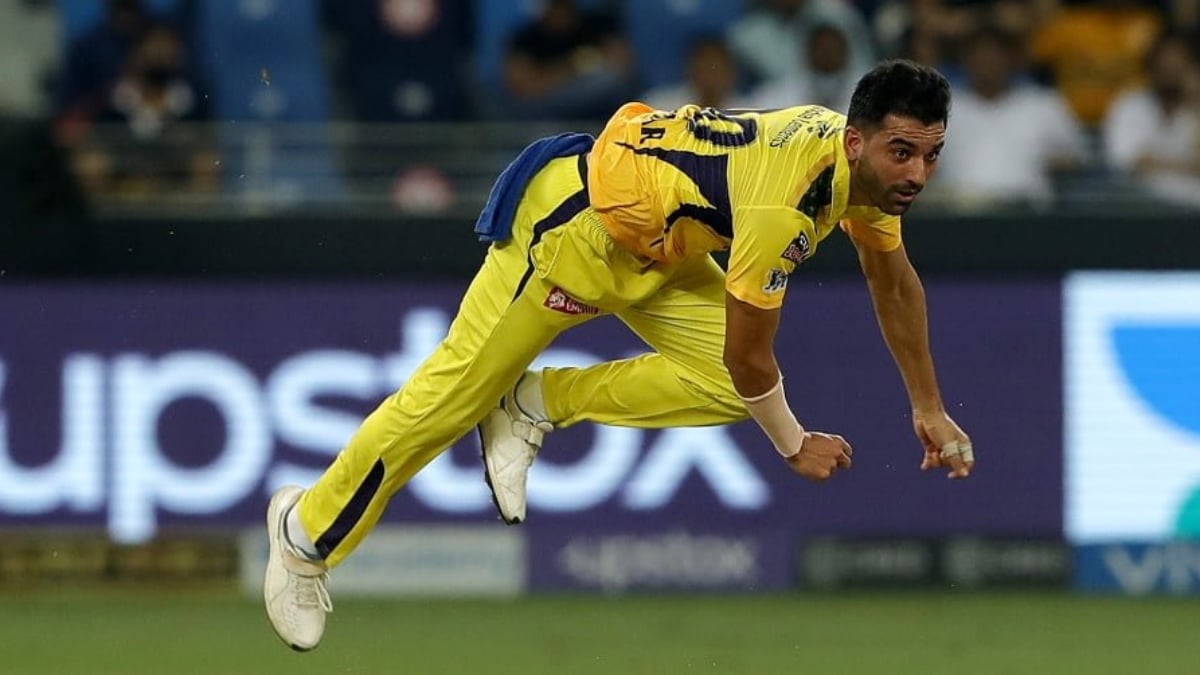 चोट लगने के कारण गेंदबाज दीपक चाहर CSK से बाहर, ट्वीट कर शेयर किया इमोशनल पोस्ट