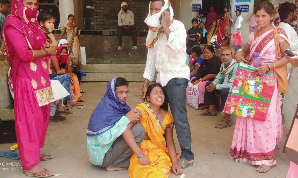 रफ्तार ने लील ली जान : पलामू में सड़क हादसे में 2 की मौत, एक घायल